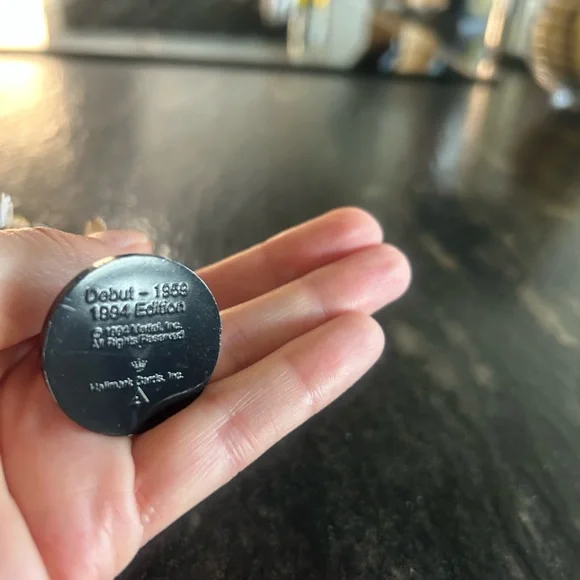 1994 Hallmark Keepsake Ornament "Debut - 1959" First in “Barbie” Series - Picture 12 of 12